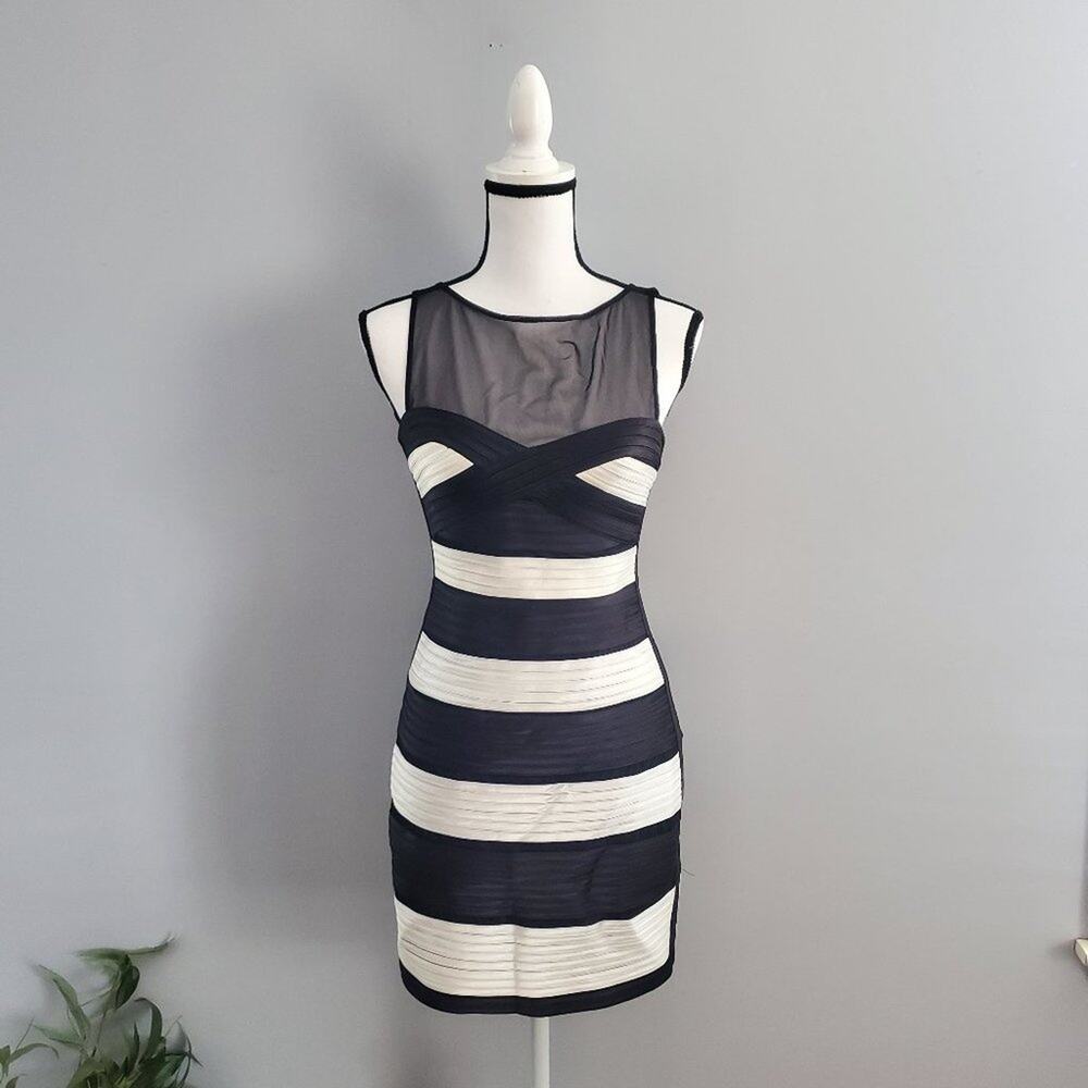 BCBGMaxAzria Sleeveless White Black Striped Bandage Dress 6